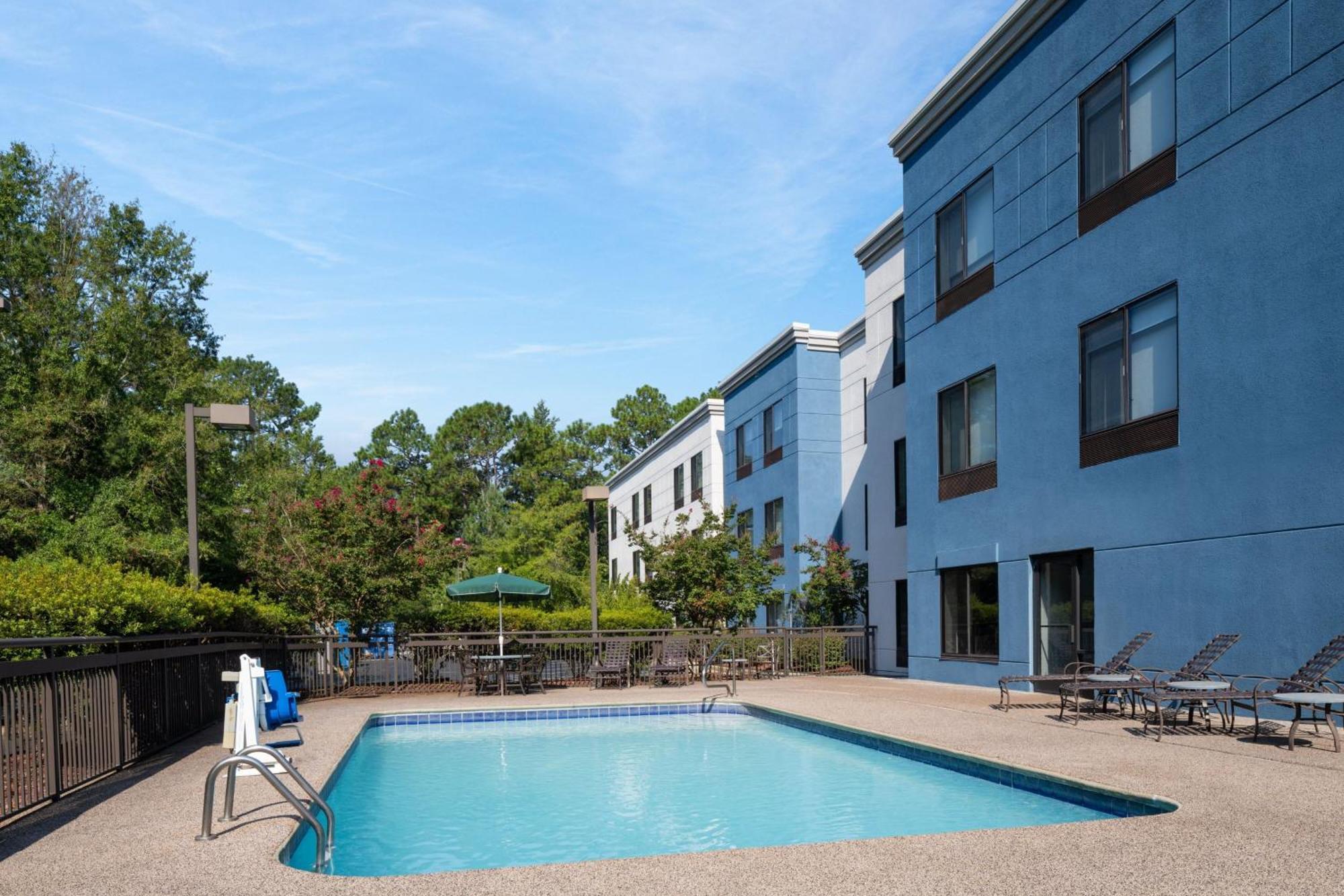 Springhill Suites Pinehurst Southern Pines Exterior photo